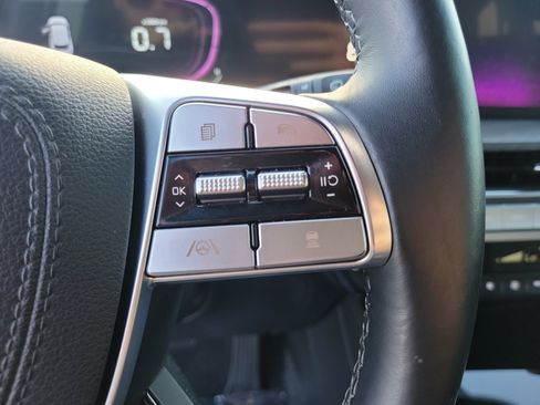 Used 2024 Kia Telluride EX X-Line AWD/4WD image 19