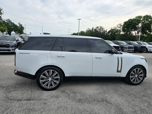 Used 2025 Land Rover Range Rover Long Wheelbase Autobiography AWD/4WD image 7