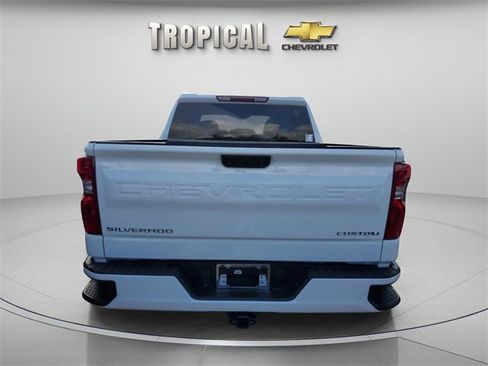 New 2026 Chevrolet Silverado 1500 Custom image 4