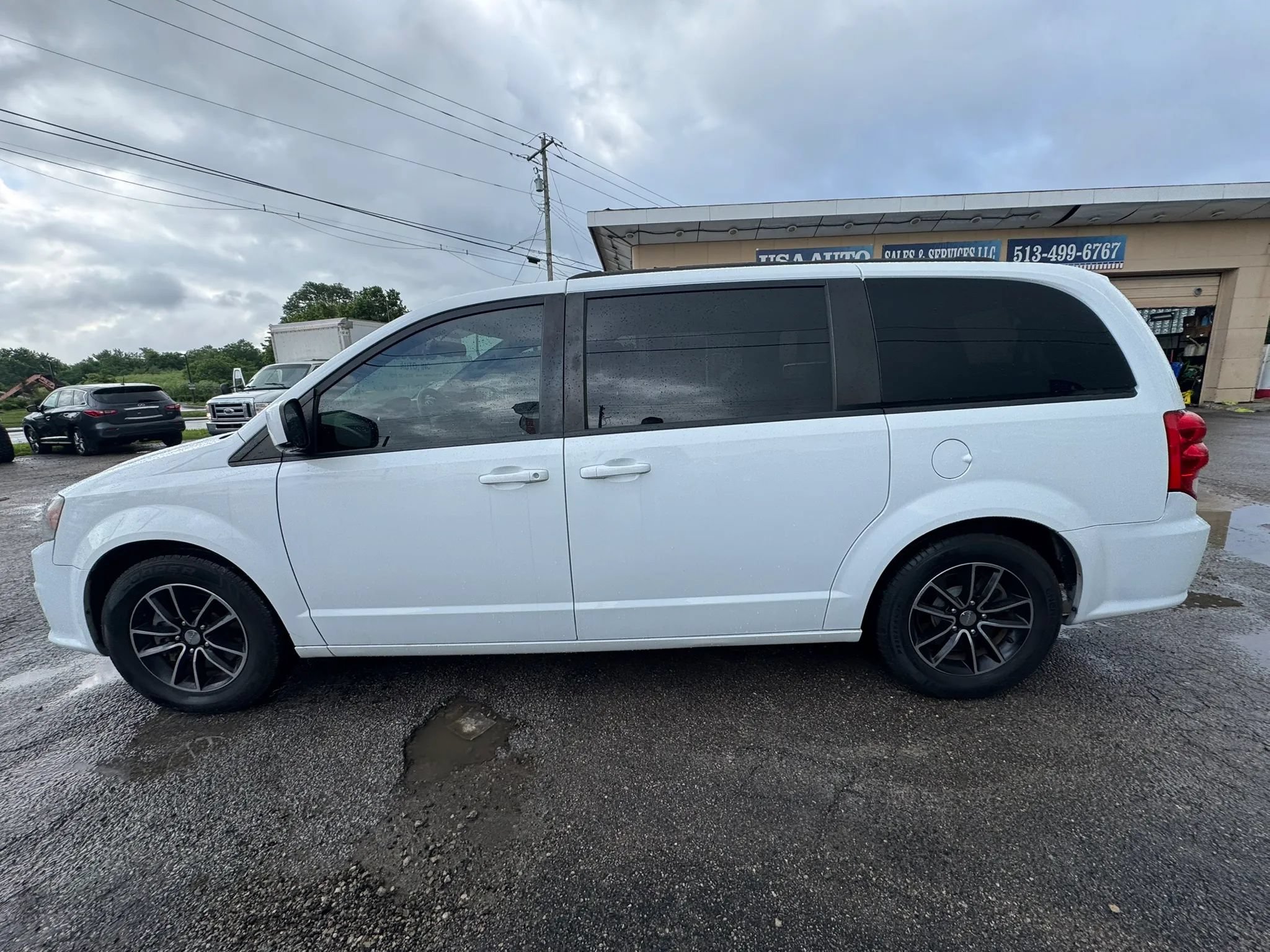 Used 2018 Dodge Grand Caravan GT FWD image 4