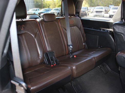 Used 2021 Ford Expedition King Ranch image 18