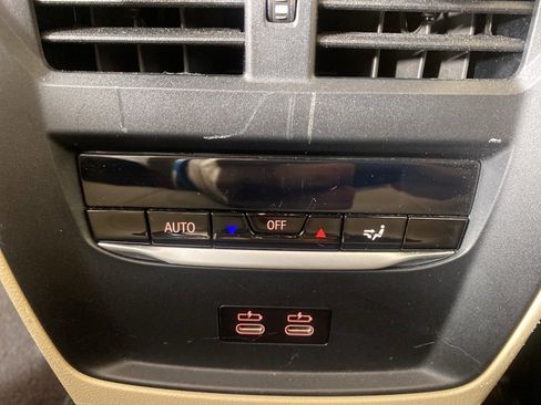 Certified 2023 BMW 330i xDrive Sedan w/ Convenience Package image 29