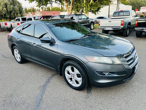 Used 2012 Honda Crosstour EX-L image 2