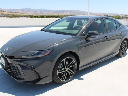 Certified 2025 Toyota Camry XSE FWD image 6