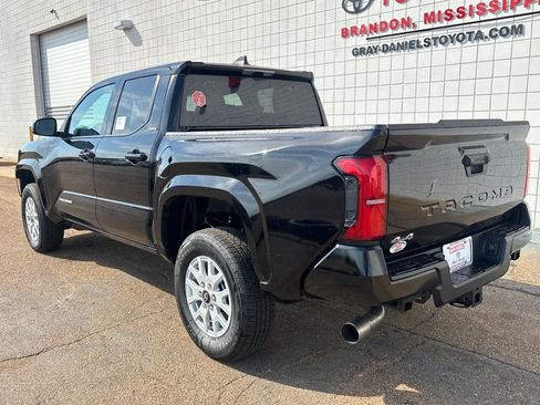New 2026 Toyota Tacoma SR5 AWD/4WD image 6