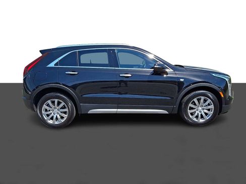 Used 2023 Cadillac XT4 Premium Luxury w/ Cold Weather Package AWD/4WD image 7