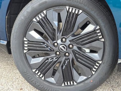 New 2026 Nissan Murano Platinum AWD/4WD image 17