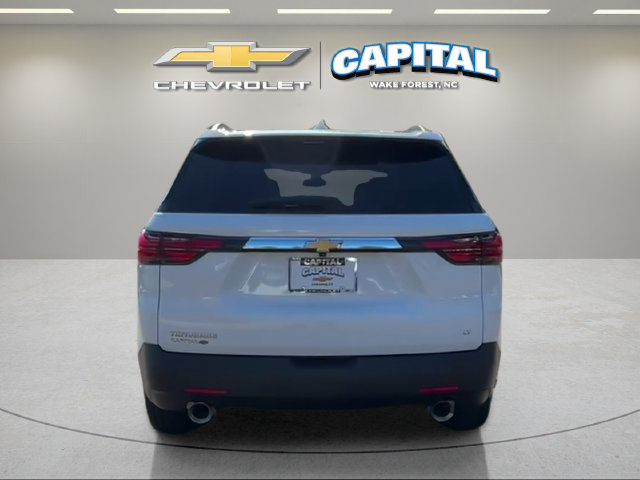 Used 2023 Chevrolet Traverse LT FWD image 4