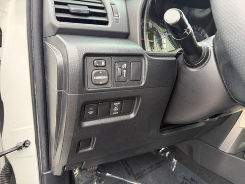 Used 2019 Toyota 4Runner SR5 Premium AWD/4WD image 19