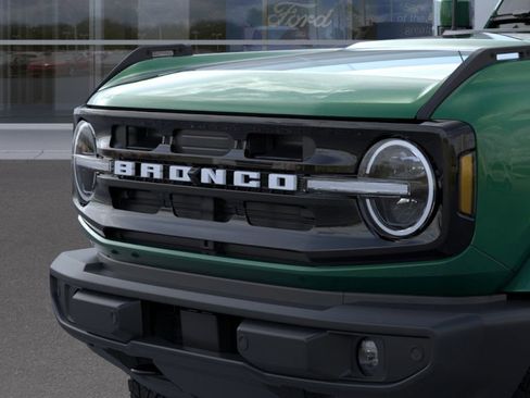 New 2025 Ford Bronco Outer Banks image 19
