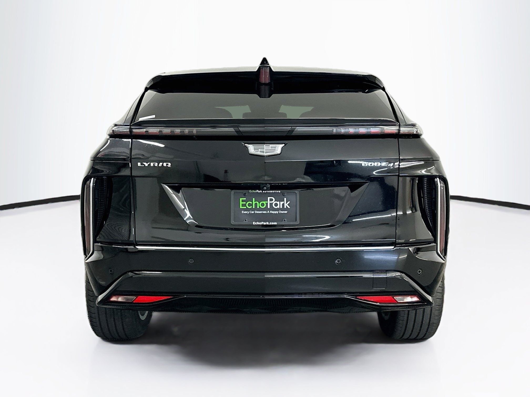 Used 2024 Cadillac Lyriq Luxury w/ LPO, Floor Liner Package AWD/4WD image 7