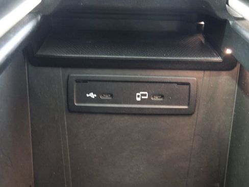 Used 2022 Mercedes-Benz GLC 300 GLC 300 image 24