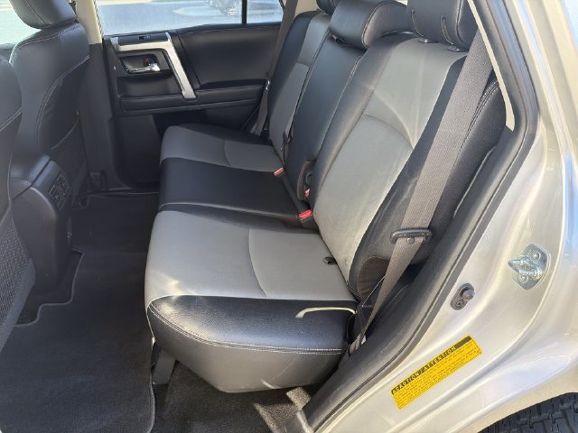 Used 2022 Toyota 4Runner SR5 Premium AWD/4WD image 22