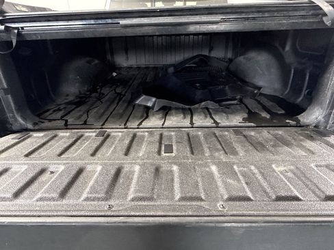 Used 2019 RAM 1500 Laramie image 35