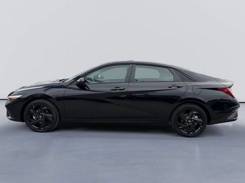 New 2026 Hyundai Elantra Sport FWD image 6