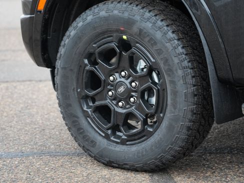 New 2025 Ford Ranger XLT w/ FX4 Off-Road Package image 13