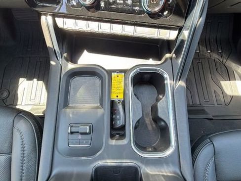 New 2026 GMC Sierra 2500 Denali w/ Denali Reserve Package AWD/4WD image 22