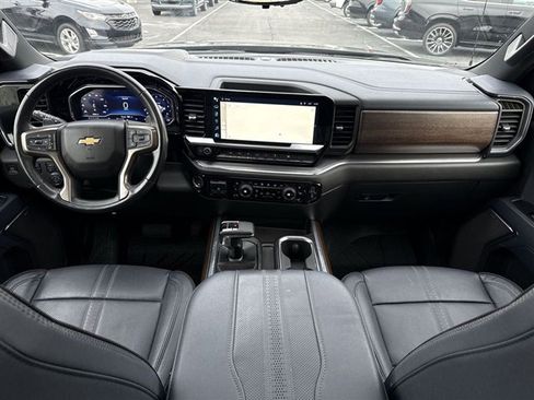 Used 2023 Chevrolet Silverado 1500 High Country w/ High Country Premium Package image 10