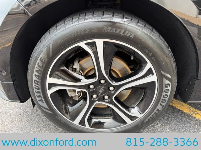 Used 2019 Ford Edge ST w/ Equipment Group 401A AWD/4WD image 34