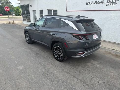 Used 2025 Hyundai Tucson Limited AWD/4WD image 6