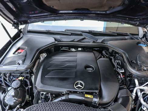 Used 2021 Mercedes-Benz E 350 Sedan image 32