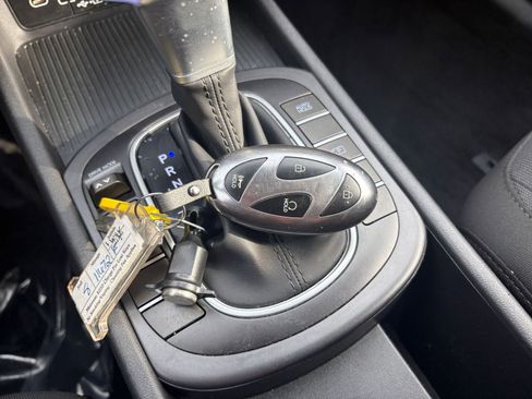 Used 2025 Hyundai Kona SEL image 22