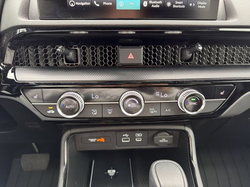 Certified 2024 Honda CR-V Sport Touring image 31