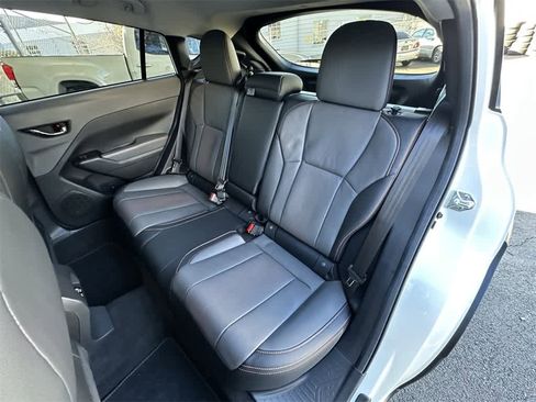 Certified 2025 Subaru Crosstrek 2.5i Limited w/ Crosstrek Mirror Package image 14
