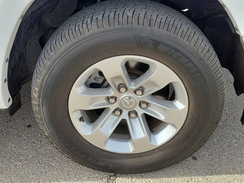 Used 2022 RAM 1500 Laramie image 7