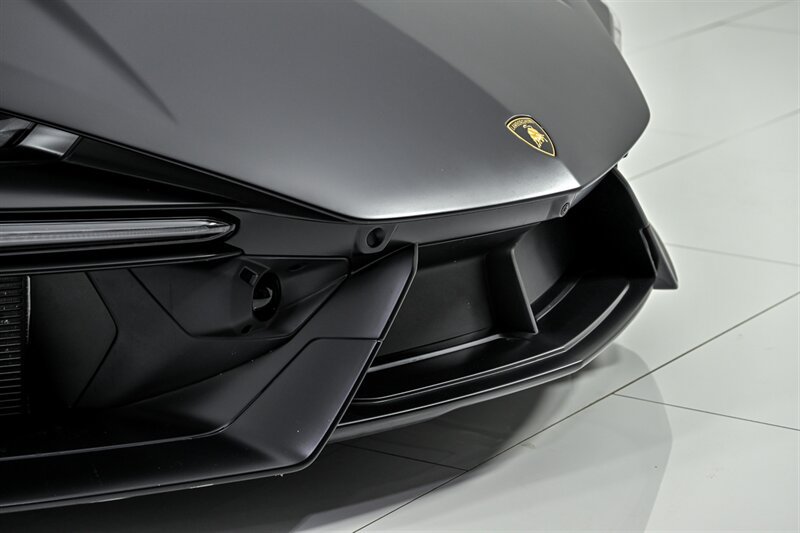 Used 2024 Lamborghini Revuelto AWD/4WD image 6