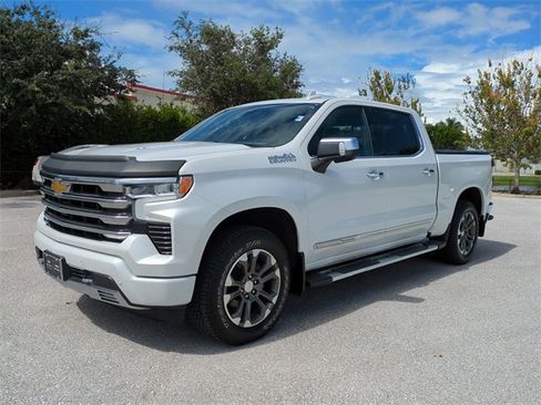 Used 2023 Chevrolet Silverado 1500 High Country w/ Z71 Off-Road Package image 8