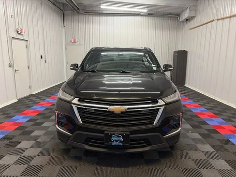 Used 2022 Chevrolet Traverse LS AWD/4WD image 8