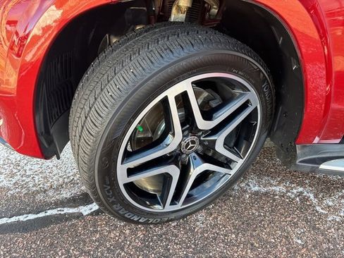 Used 2018 Mercedes-Benz GLS 550 4MATIC image 16