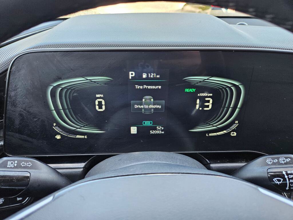 Used 2025 Kia Niro EX Touring FWD image 22