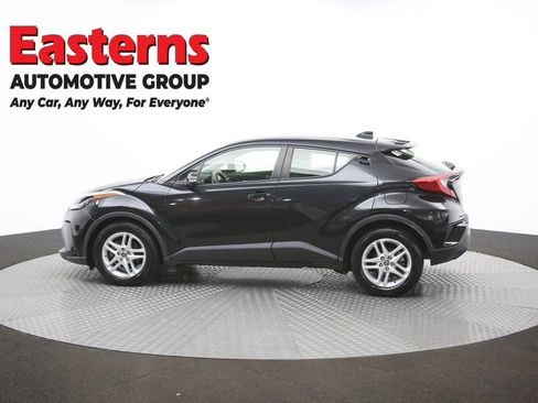 Used 2021 Toyota C-HR LE FWD image 59