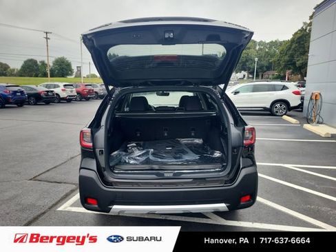 New 2025 Subaru Outback Limited image 11