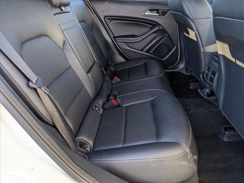 Used 2018 Mercedes-Benz GLA 250 4MATIC image 20