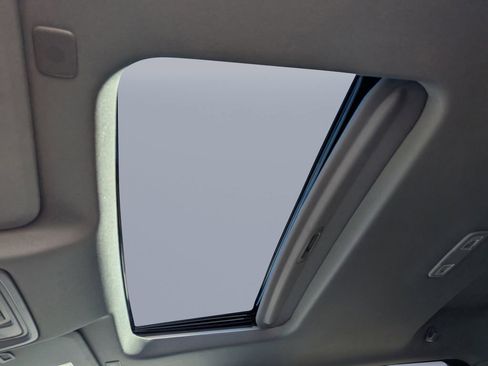 Used 2022 GMC Sierra 2500 Denali w/ Denali Ultimate Package image 19