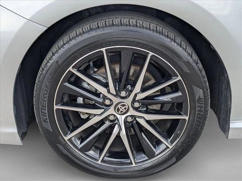 Used 2024 Toyota Camry SE image 21