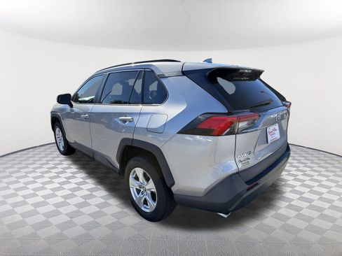 Used 2021 Toyota RAV4 XLE image 15