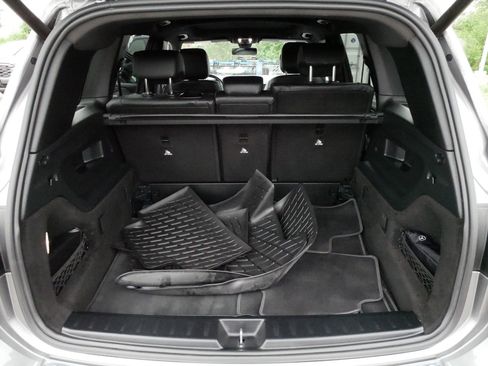 Used 2021 Mercedes-Benz GLB 250 4MATIC image 18