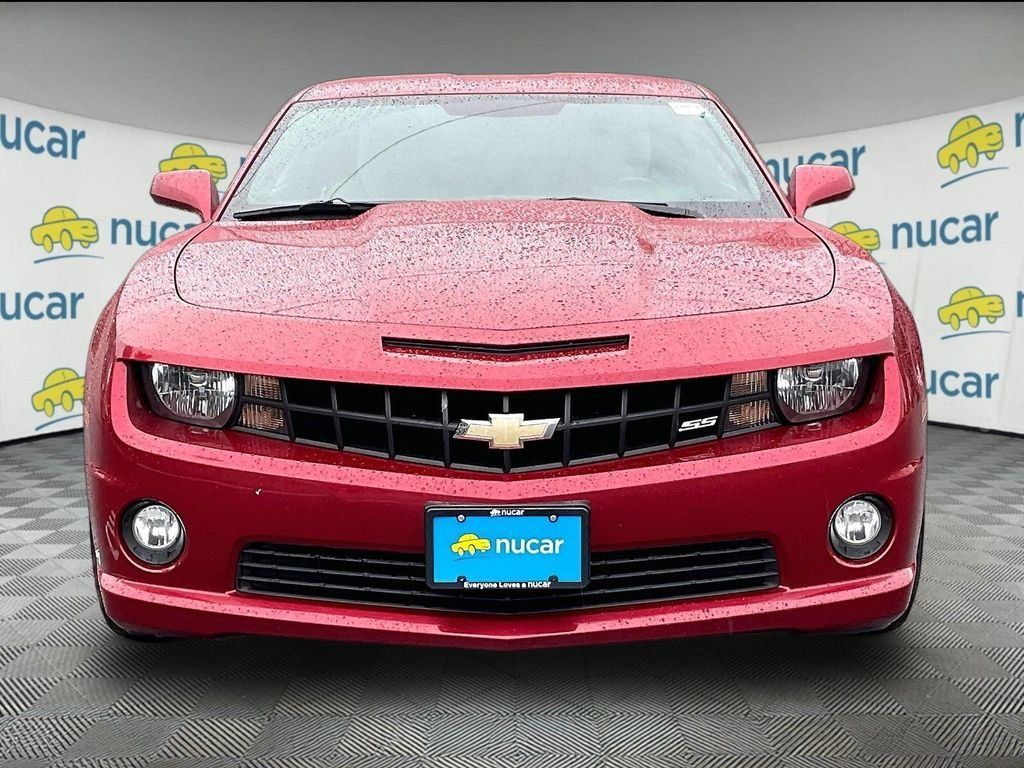 Used 2013 Chevrolet Camaro SS RWD image 2
