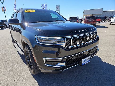 Used 2022 Jeep Wagoneer Series III image 11