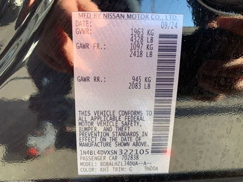 Used 2025 Nissan Altima 2.5 SV image 29