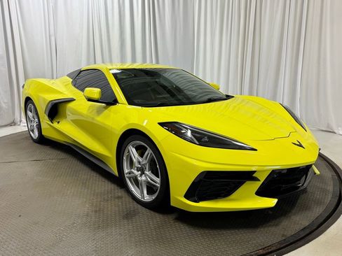 Used 2020 Chevrolet Corvette Stingray Premium Conv w/ 3LT Preferred Equipment Group image 27
