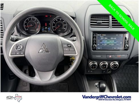 Used 2025 Mitsubishi Outlander Sport ES AWD/4WD image 11