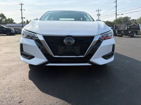 Used 2022 Nissan Sentra SV FWD image 25