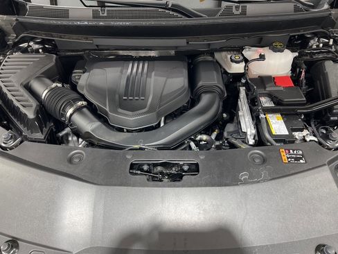 Used 2025 Buick Enclave Avenir w/ Super Cruise Package image 27