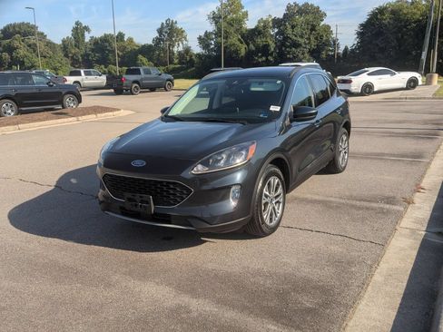 Used 2022 Ford Escape SEL AWD/4WD image 7
