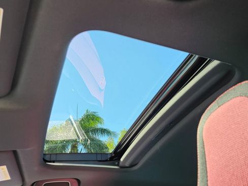 Certified 2025 Honda Civic Si image 16